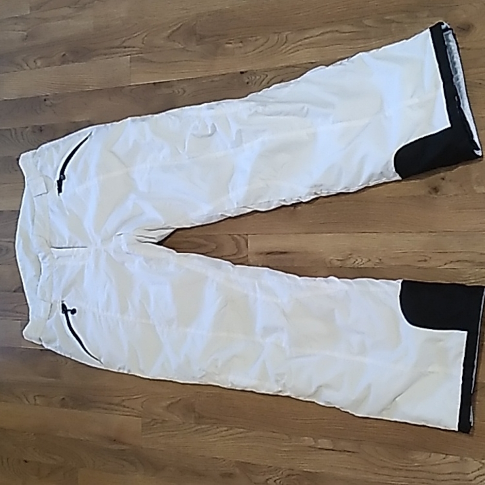HYRA White Snow/Ski Pants. Size XL